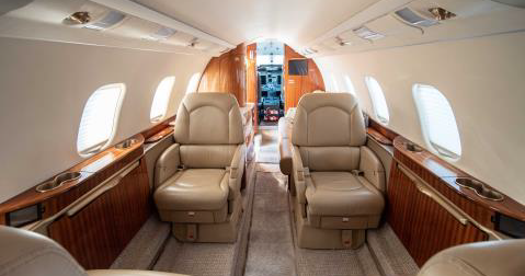Learjet_60XR_interior.png