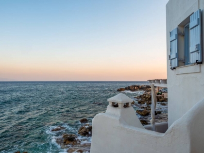 Helicopter ride from Athens to Antiparos