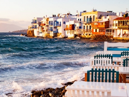 Helicopter ride from Athens to Mykonos